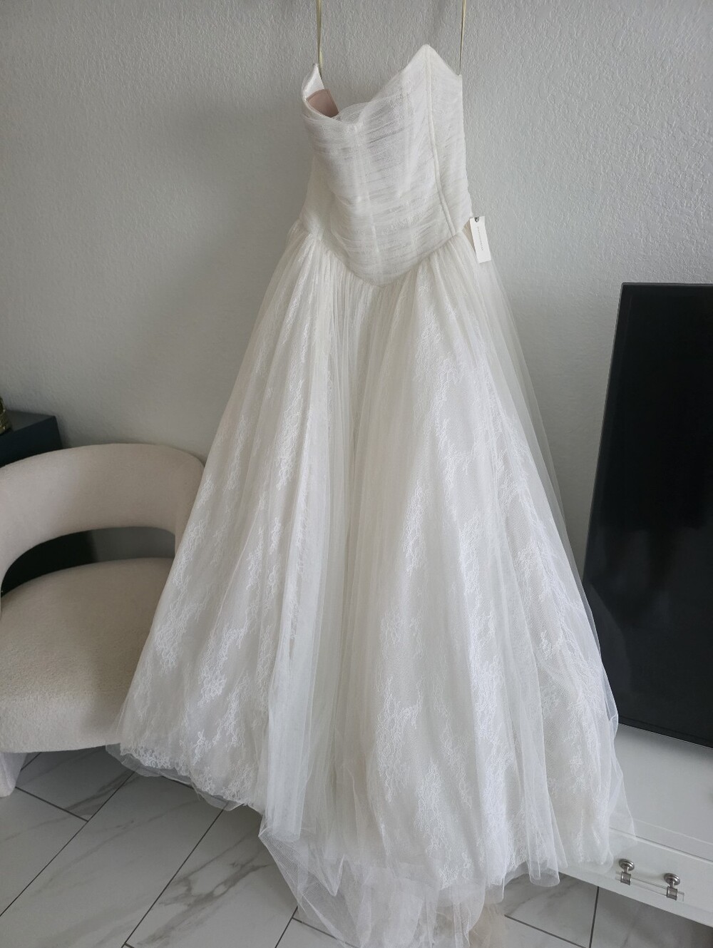 Jenny Yoo Miriam Bridal Gown By Anthropologie - Picture 5 of 16
